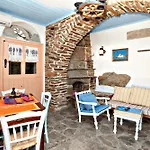 Tinos Habitart Villa *