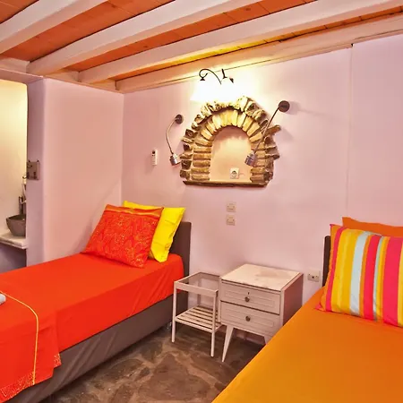 Tinos Habitart Triandáros