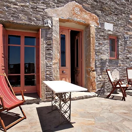 Tinos Habitart Triandáros