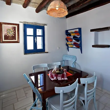 Tinos Habitart Triandaros (Tinos)
