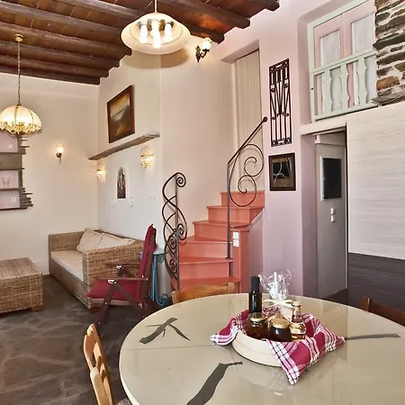 Tinos Habitart Triandáros