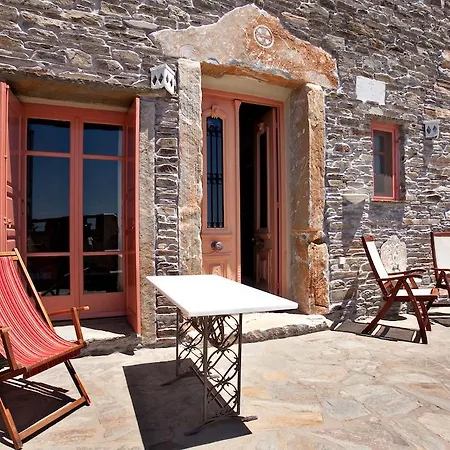 Tinos Habitart Triandaros (Tinos)