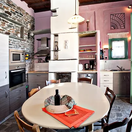Tinos Habitart